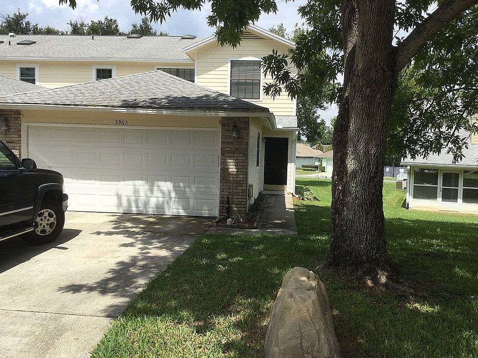 1st image of 3962 Meadowview Dr N