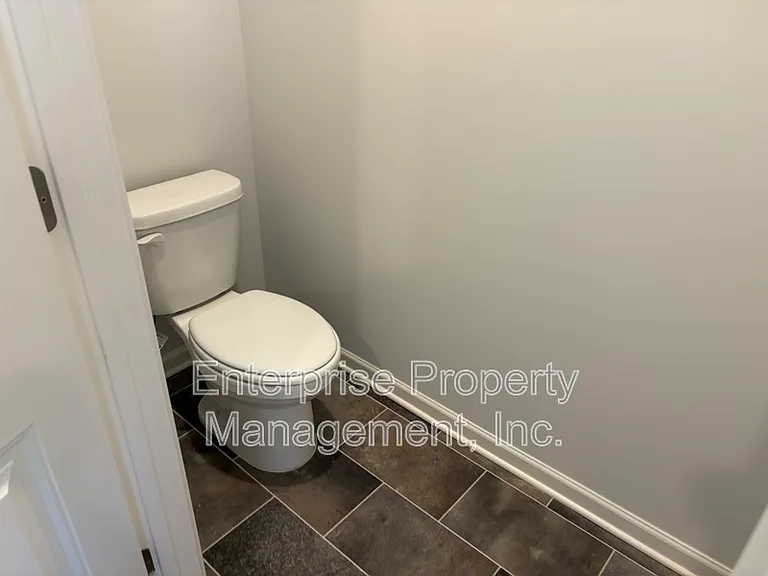 85 Burr Oak Cv — Photo 18
