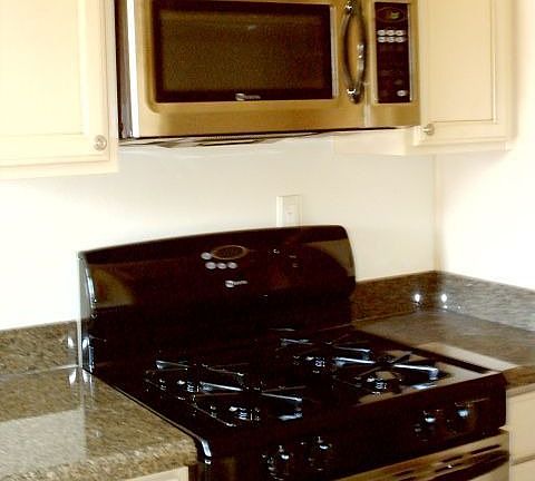 Newly Remodeled Kitchen