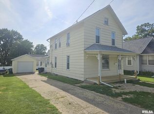 1012 Orange St, Muscatine, IA 52761