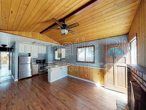 3rd image of 672 Highland Ln