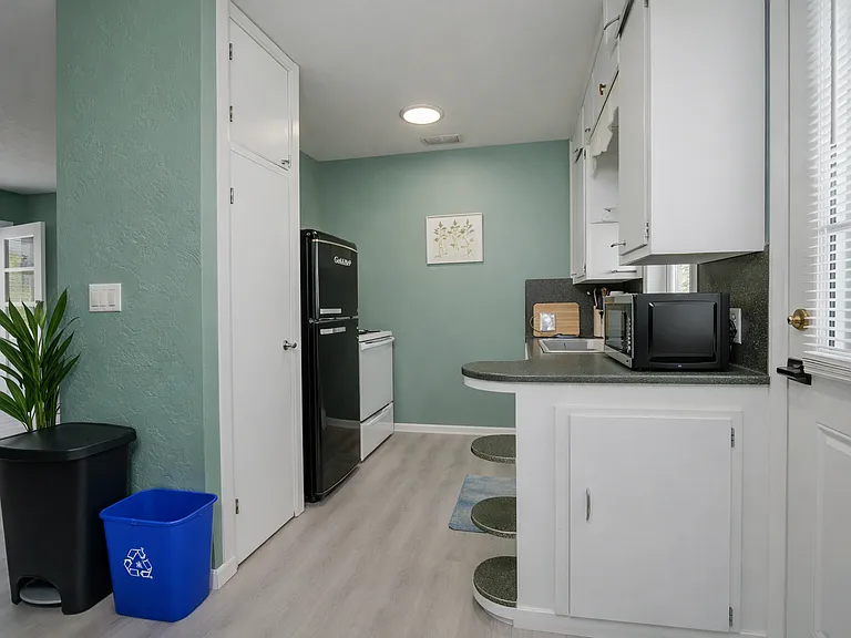 5027 28th Ave S #6 — Photo 10