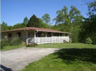 123 Lancer Rd, Harriman, TN 37748