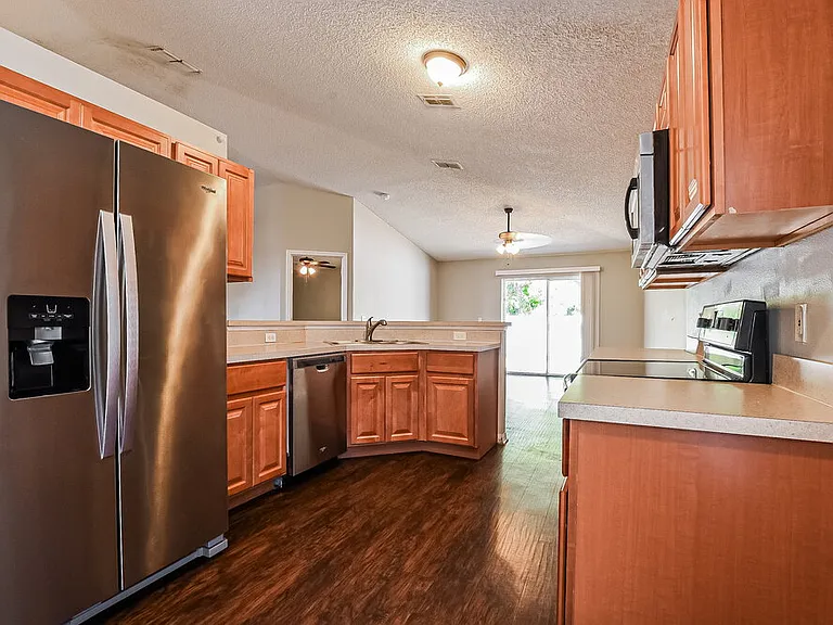 3837 Cinnamon Fern Loop — Photo 6