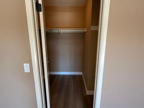 4th image of 215 Westlake Dr Unit 3