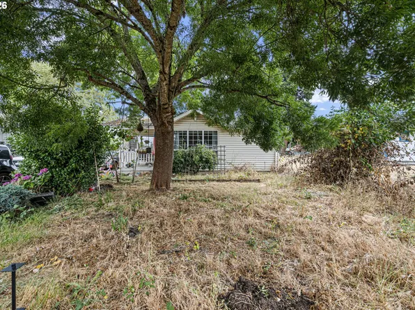 830 Deal St, Junction City, OR 97448