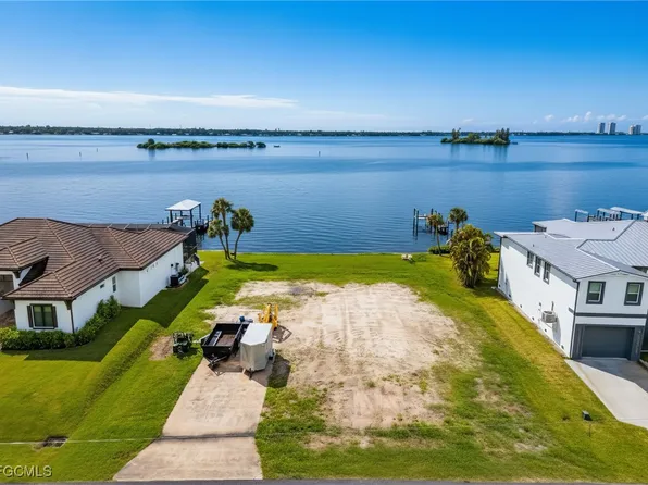 2053 Club House Rd, North Fort Myers, FL 33917