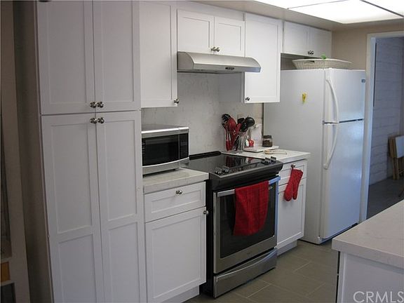 2nd image of 35372 Calle Solana