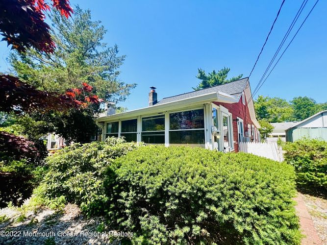 2nd image of 5 Lancaster Rd