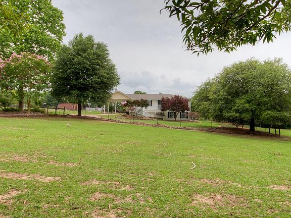 4th image of 1756 Lee Road 401