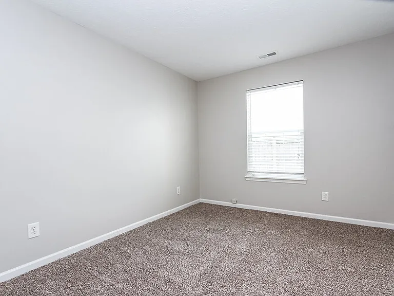 1108 Newgate Cir — Photo 11