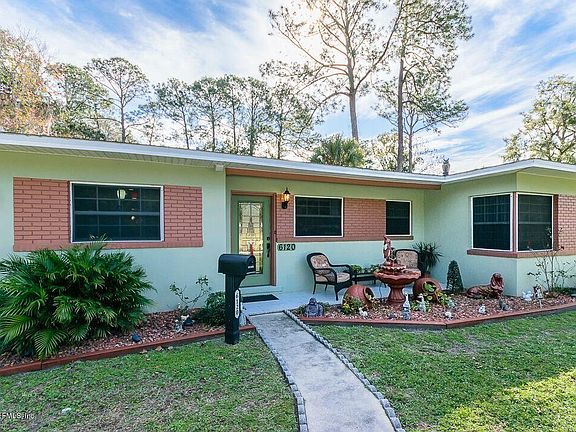 3rd image of 6120 Robbins Cir S