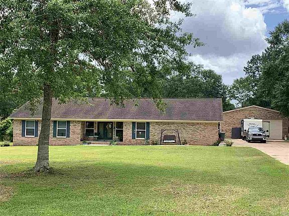 2nd image of 1447 Aspen Ln