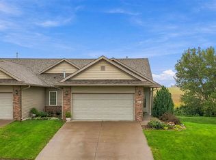947 5th St, Kalona, IA 52247