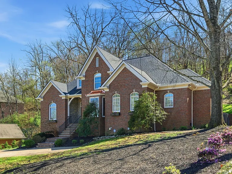 710 Ashley Run — Photo 45