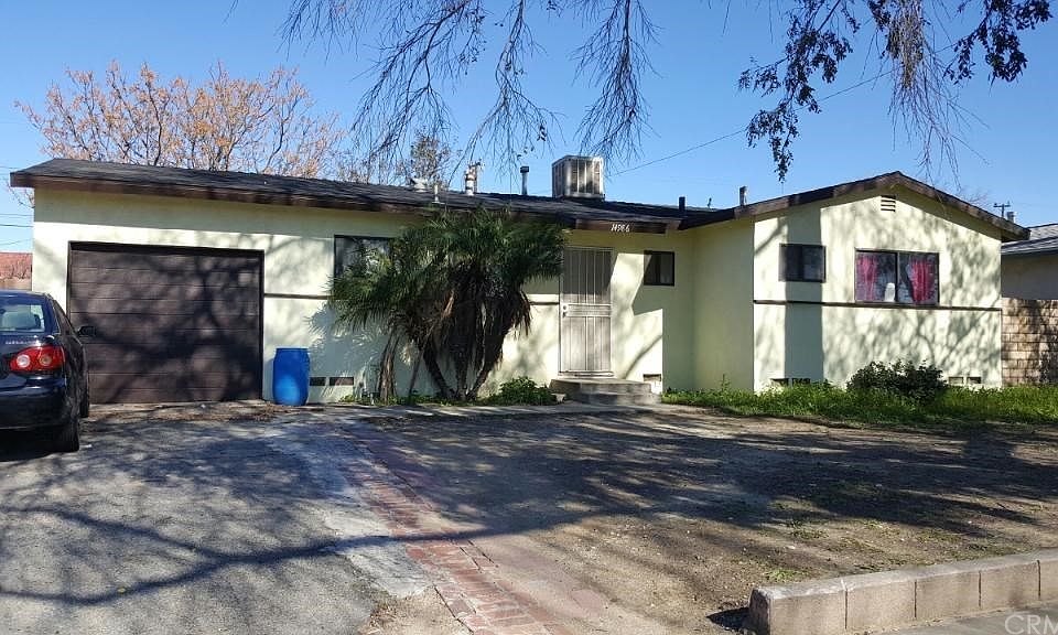 1st image of 14986 Rosemary Dr