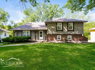 6024 Woodside Ave, Kansas City, MO 64133