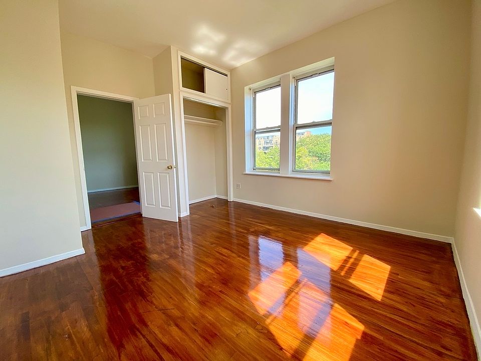 1st image of 490 Ocean Pkwy #28A