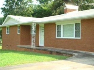 550 Foxfire Rd, Asheboro, NC 27205