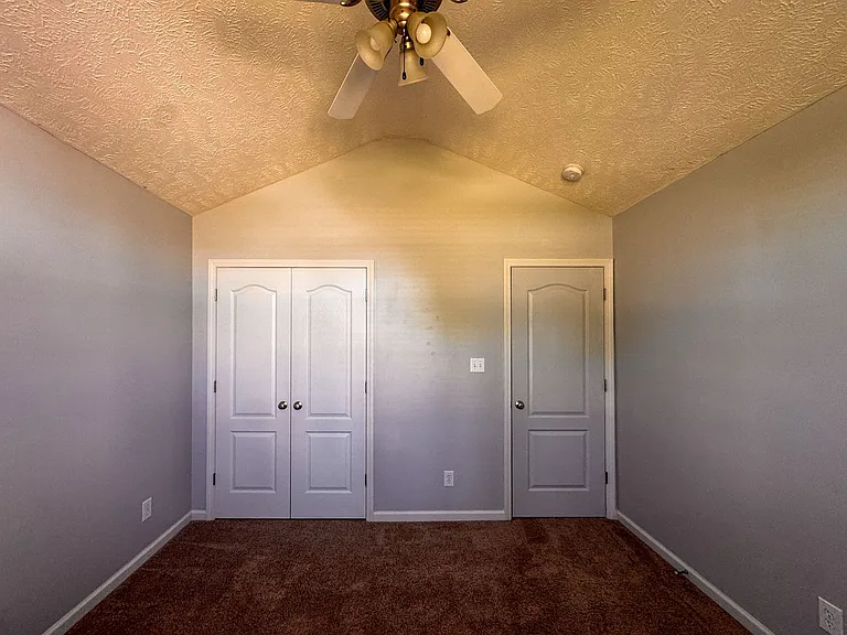5929 Blue Sky Ln — Photo 30