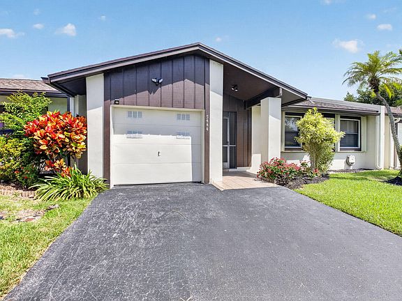 2nd image of 5444 Laurel Oak Street
