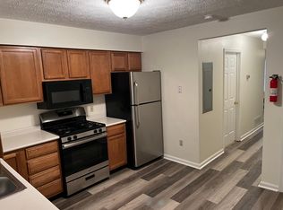 2604 Main St, Hurricane, WV 25526