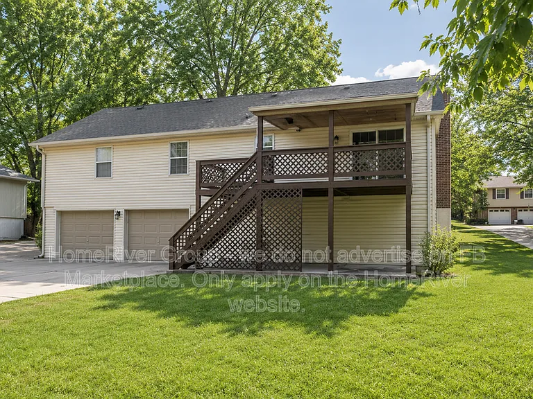1609 SW 20th St — Photo 10