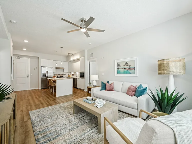 Marina Club Apartment homes — Photo 6