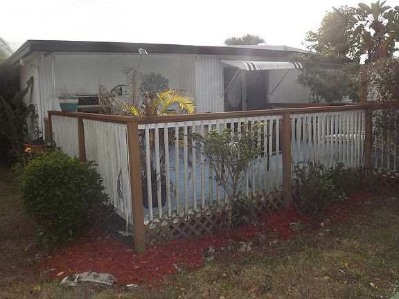 REAR OF HOME
