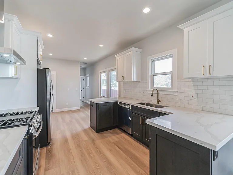 3044 Martin Luther King Jr Way — Photo 1