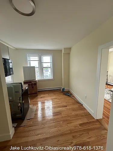 2 Malden St #3B Photo 1