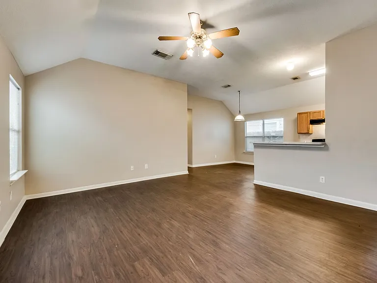 8342 Fuqua Gardens Dr — Photo 5