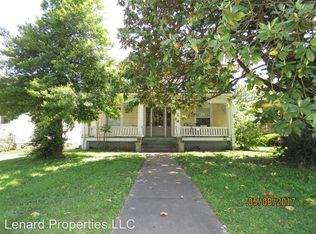 1330 E Elm St, Springfield, MO 65802