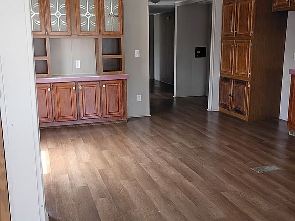 4th image of 185 Bramel Dr
