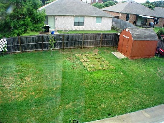 2nd image of 2602 Oxford Oaks Ln