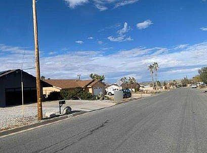 4th image of 7480 Hermosa Ave