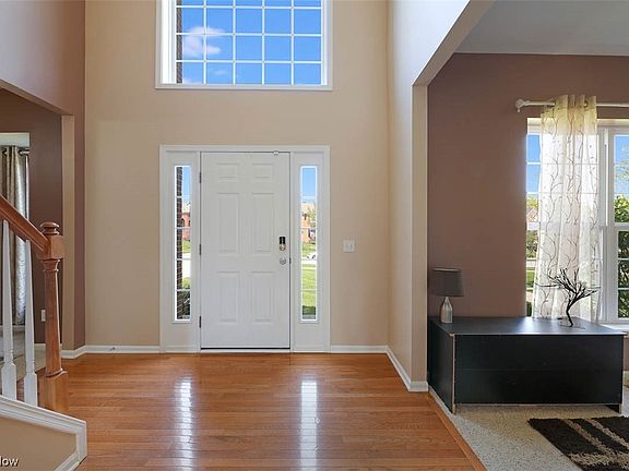 2nd image of 400 Hamilton Dr