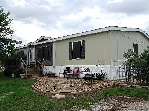2nd image of 1377 County Road 195
