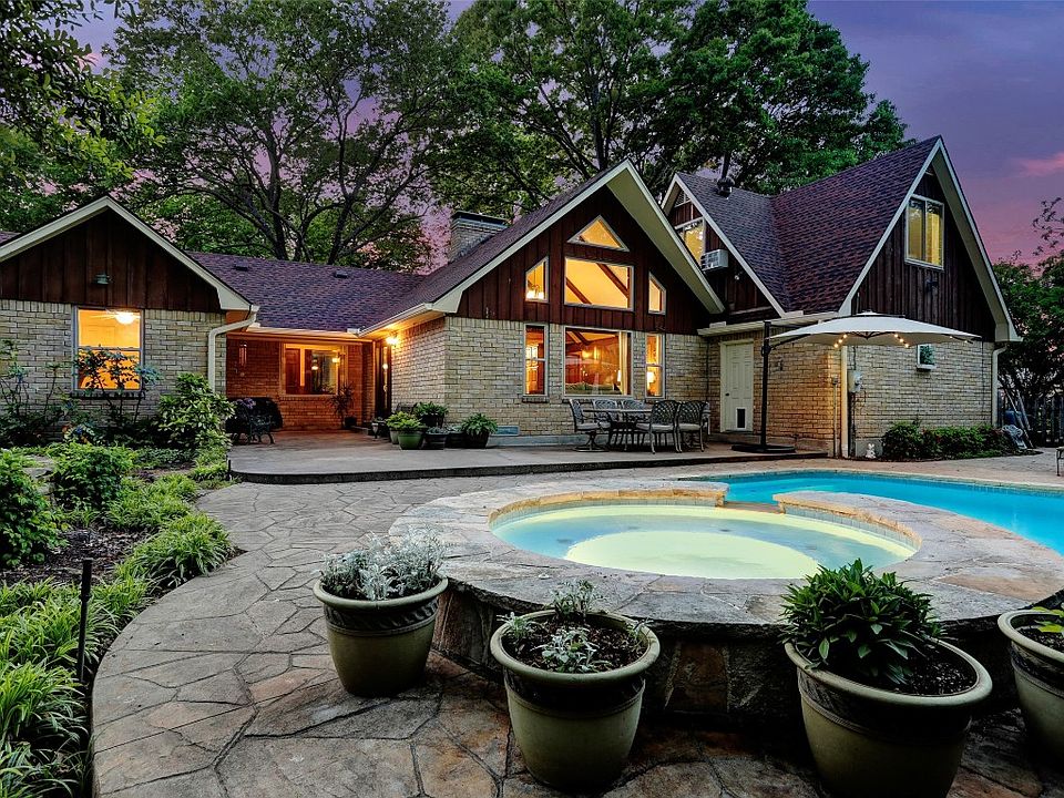 1st image of 201 Westpark Dr S