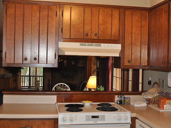 kitchen view of dinning room