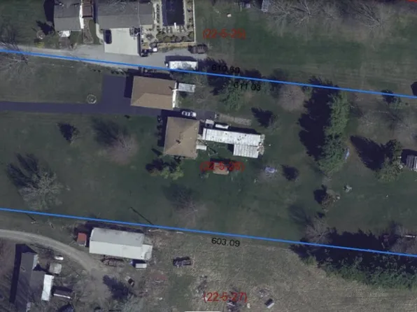 4137 Newton Falls Rd, Berlin Center, OH 44401
