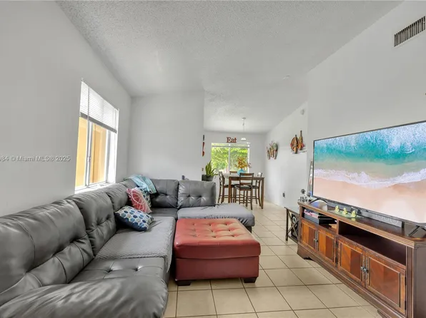 13342 SW 152nd St APT 2702, Miami, FL 33177