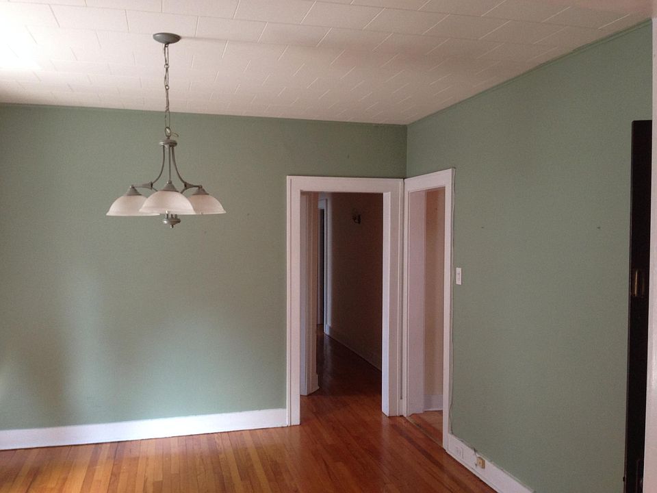 2nd image of 16 Homestead Ave #2
