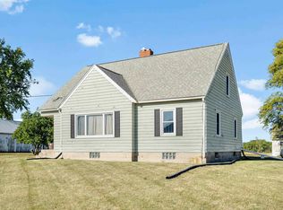 5209 15th Ave, La Porte City, IA 50651