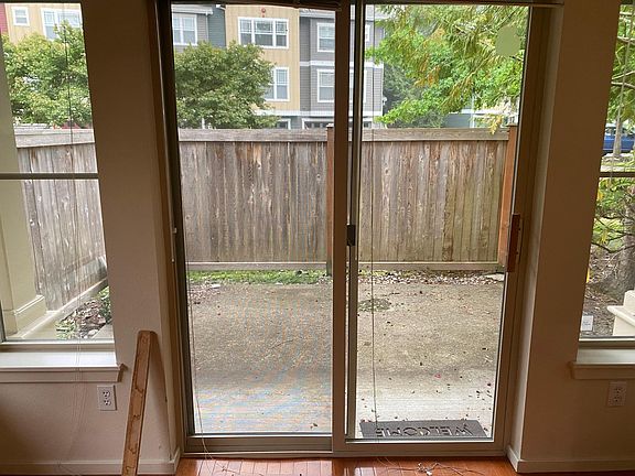 5th image of 9134 161st Pl NE #1401