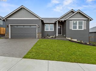 652 NE Pinebreak Dr, Estacada, OR 97023