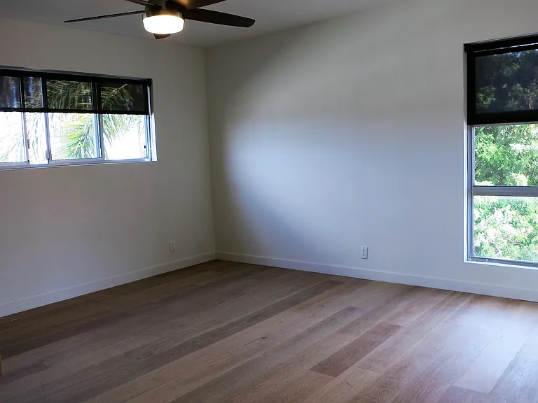 109 Breeze Ave #14 — Photo 10