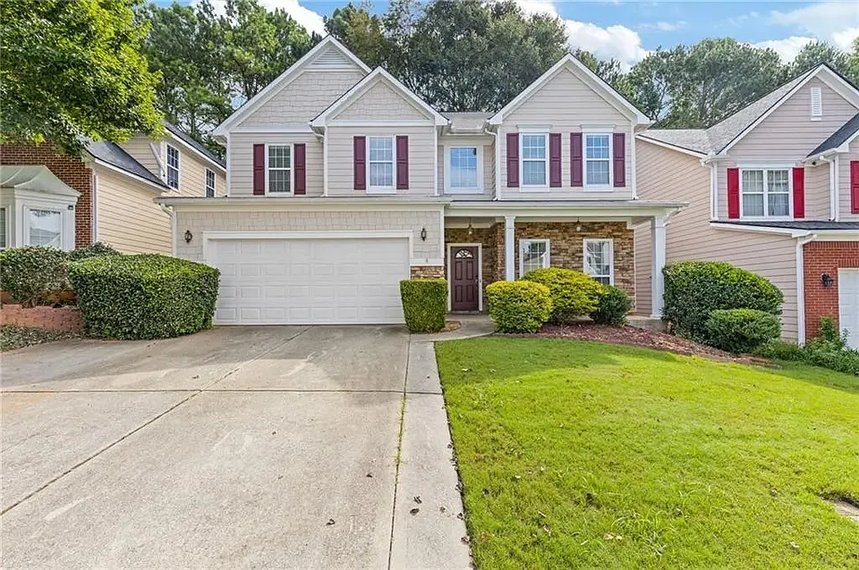 4 bed, 2.5 bath, 2530 sqft, $3,200 — Photo 1