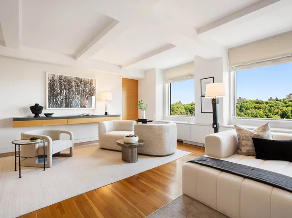 1158 Fifth Avenue image 2 of 17