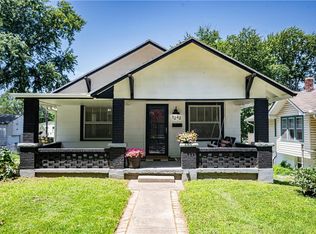 1242 S Hardy Ave, Independence, MO 64052